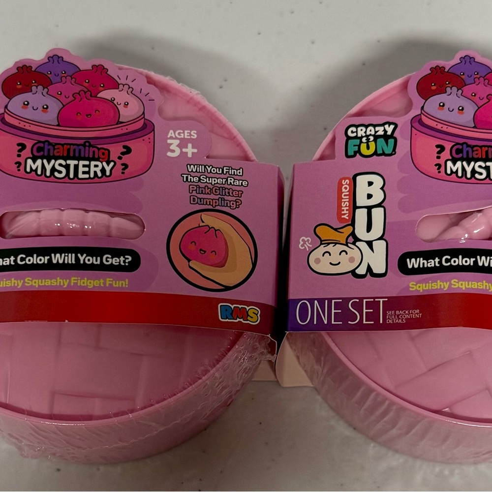 VIRAL NEW 2 pink Mystery 4 Inch
Squishy Bun Dumpling Valentines
Day Edition 2026